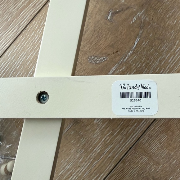 Vintage Accordian Peg Rack - Picture 3 of 5